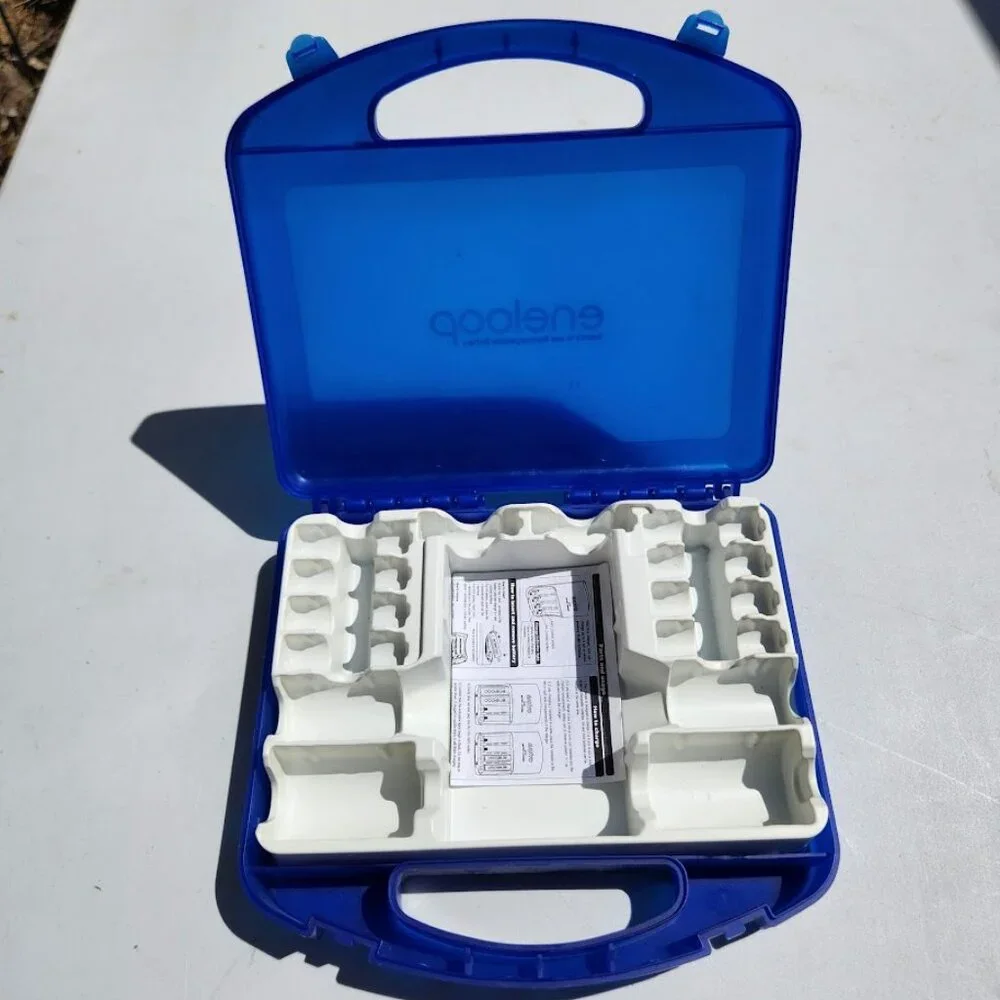 Sanyo Eneloop Battery and Charger Storage Case Batteries Organizer Hard Case Hol